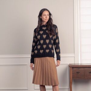 Junees The Middle Filbert Top